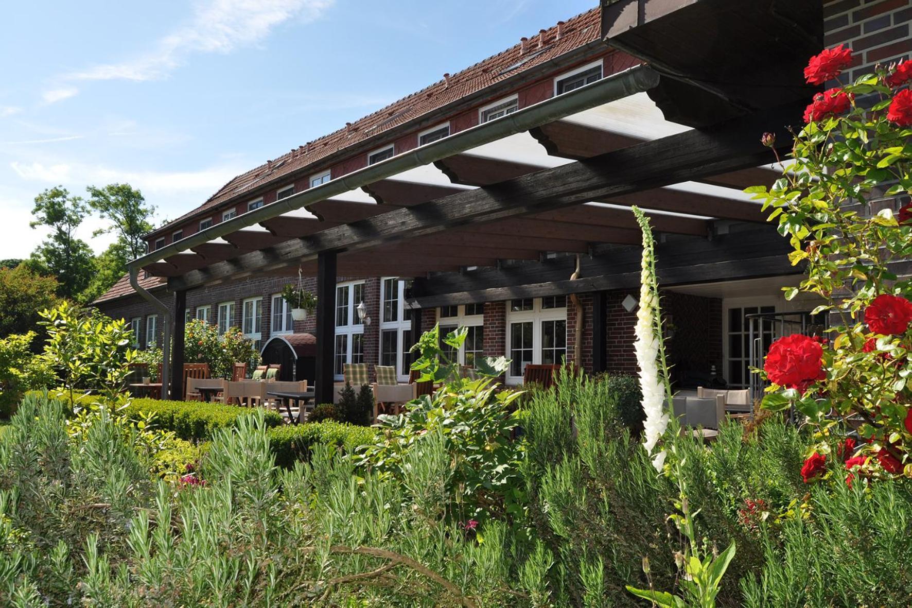 Landhotel Alte Schule - Hotel Garni Schillig Exterior foto